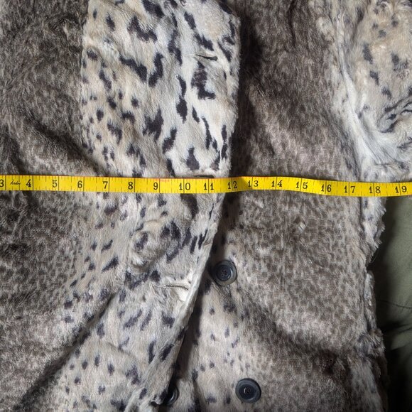 Vintage 70s Fit and Flare Mid Length Faux Fur Leopard Print Coat, Size 6 - Picture 10 of 13